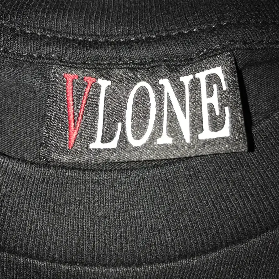 [XL] VLONE 브이론 블랙아웃 티셔츠