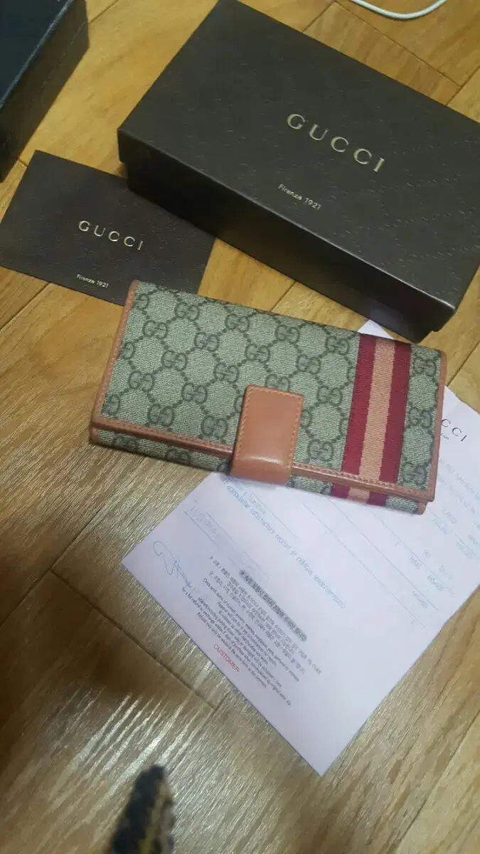 Contact Chanel, Prada, Yves Saint Laurent Wallet