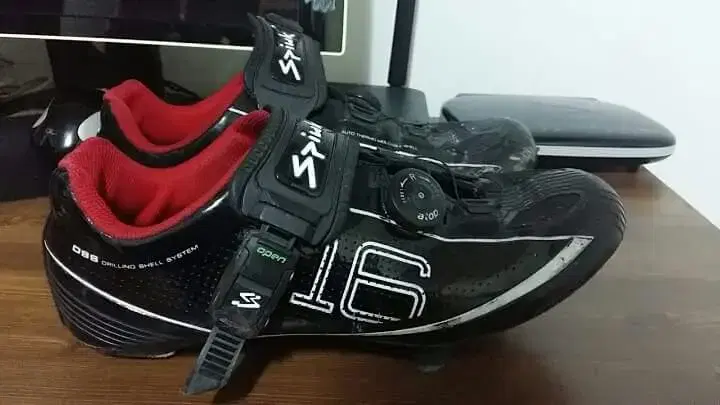 Speek 16R cleats