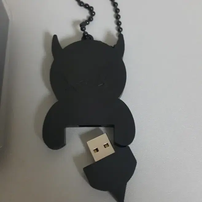 새상품-[SUPERCOMMA B]8GB USB