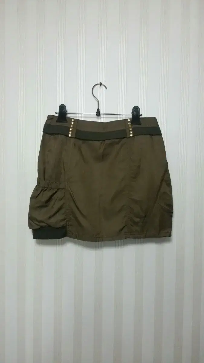 [55] A6Skirt