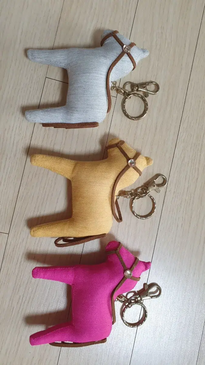 Handmade horseshoes doll keyring in bulk of 3