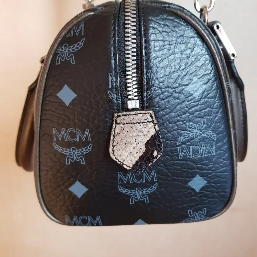 mcm 가방 (정품)