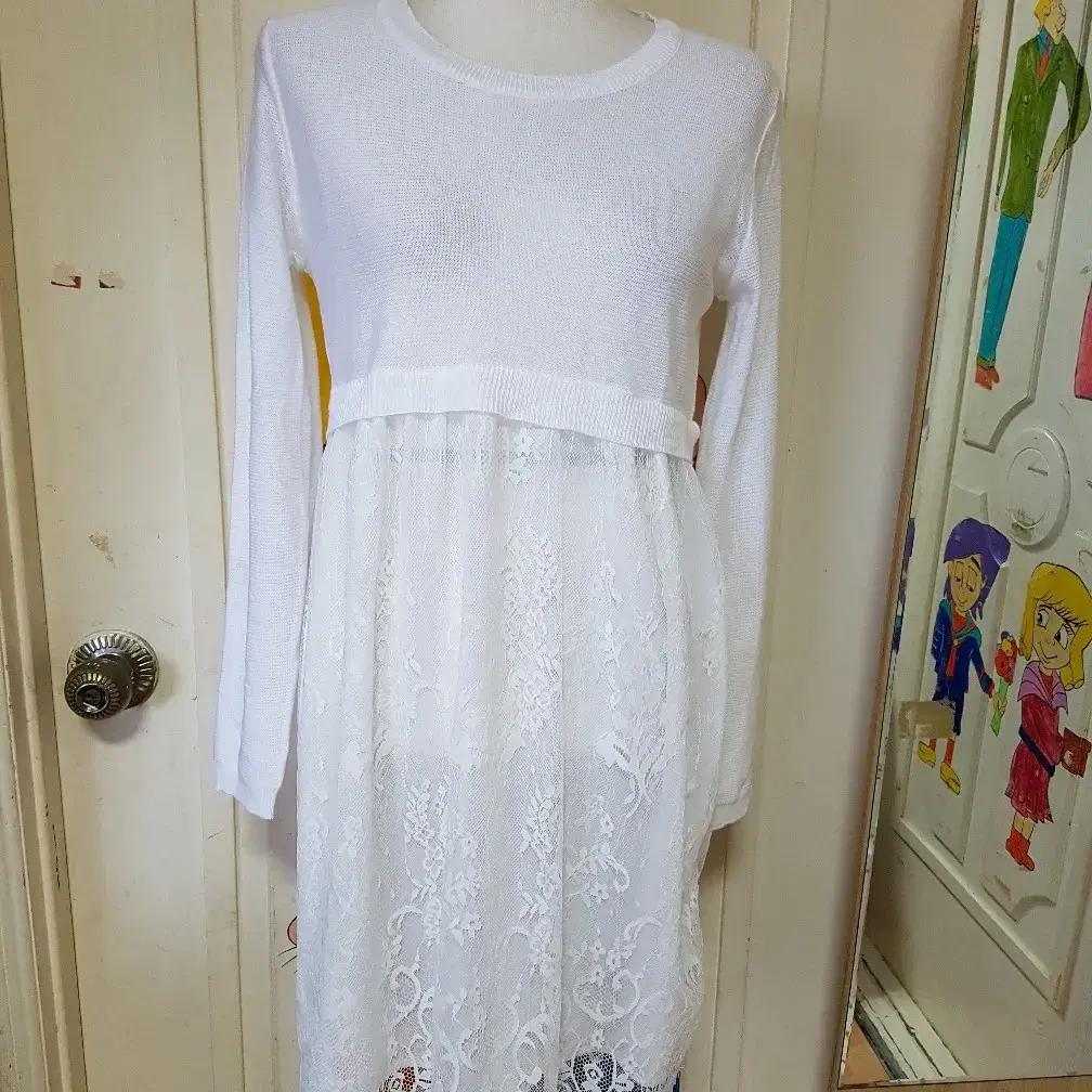 [S-M] Lacey white knit ONEPIECE *PRICE DOWN