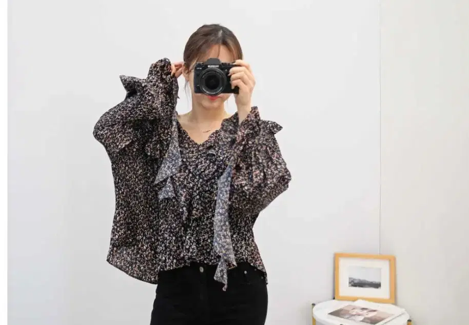 [FREE] 💗Flower Chiffon Blouse