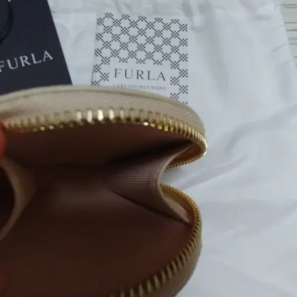 [새상품] FURLA 코인 지갑