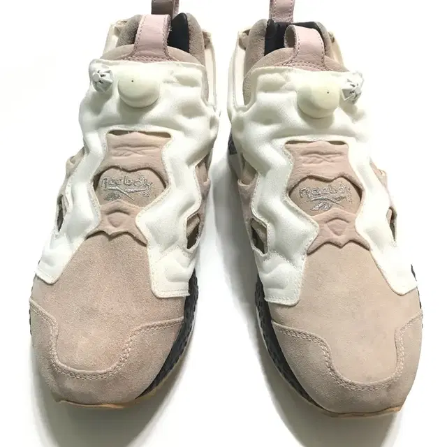 Reebok pump fury X Atmos 리복 펌프퓨리 아트모스