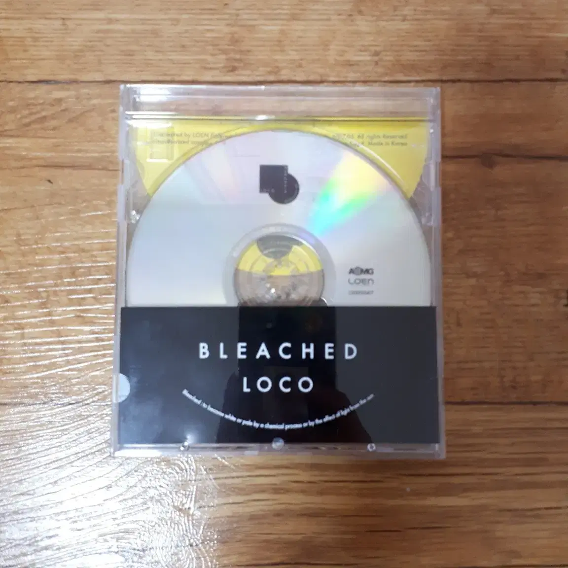 로꼬 블리치드 (BLEACHED) 앨범