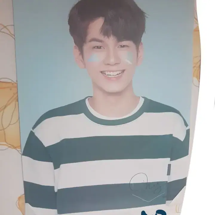 워너원 이니스프리 포스터(옹성우)