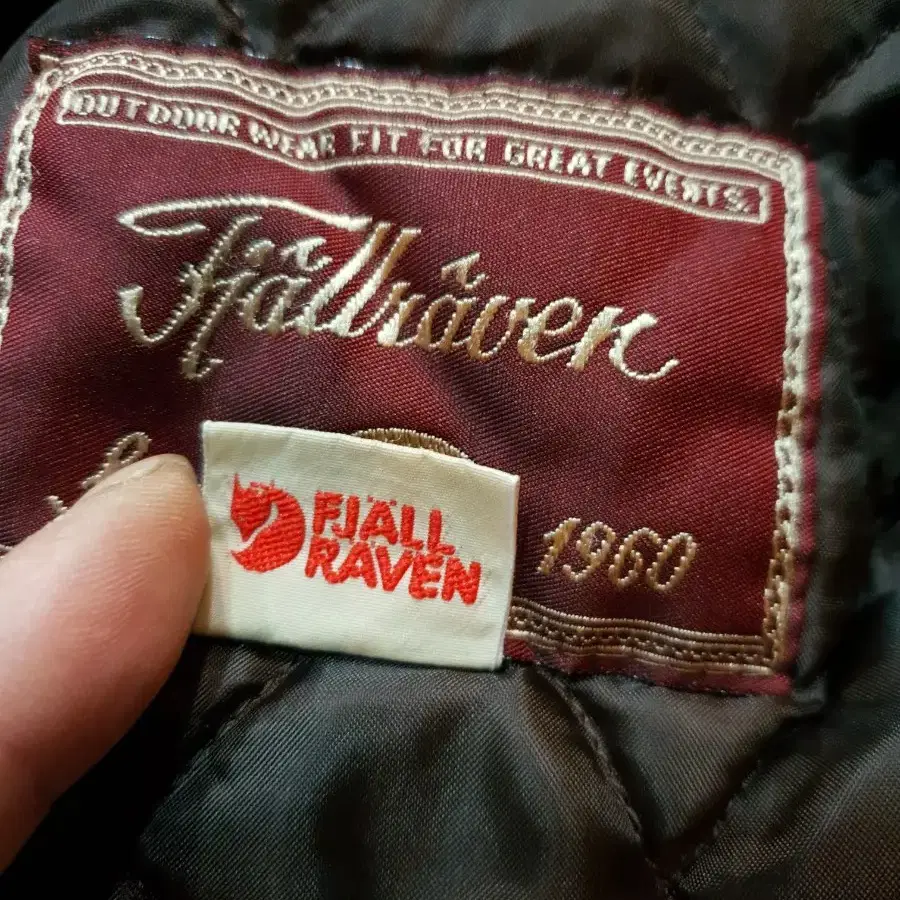 fjall raven 패턴 폴라텍 융 후리스 점퍼 피엘라벤