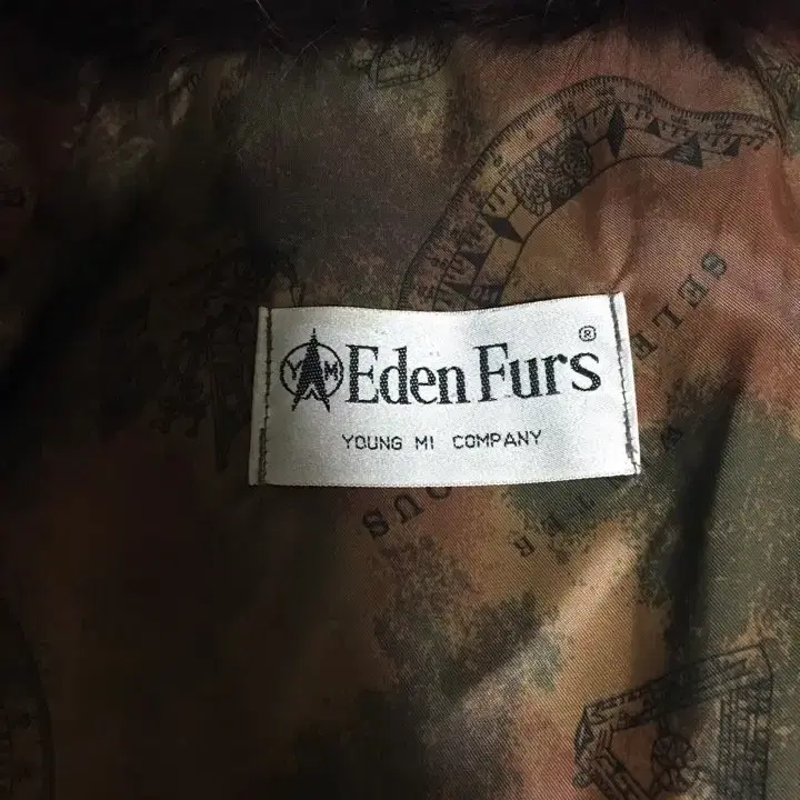 파격할인)Eden furs 여우털 폭스 모피 코트