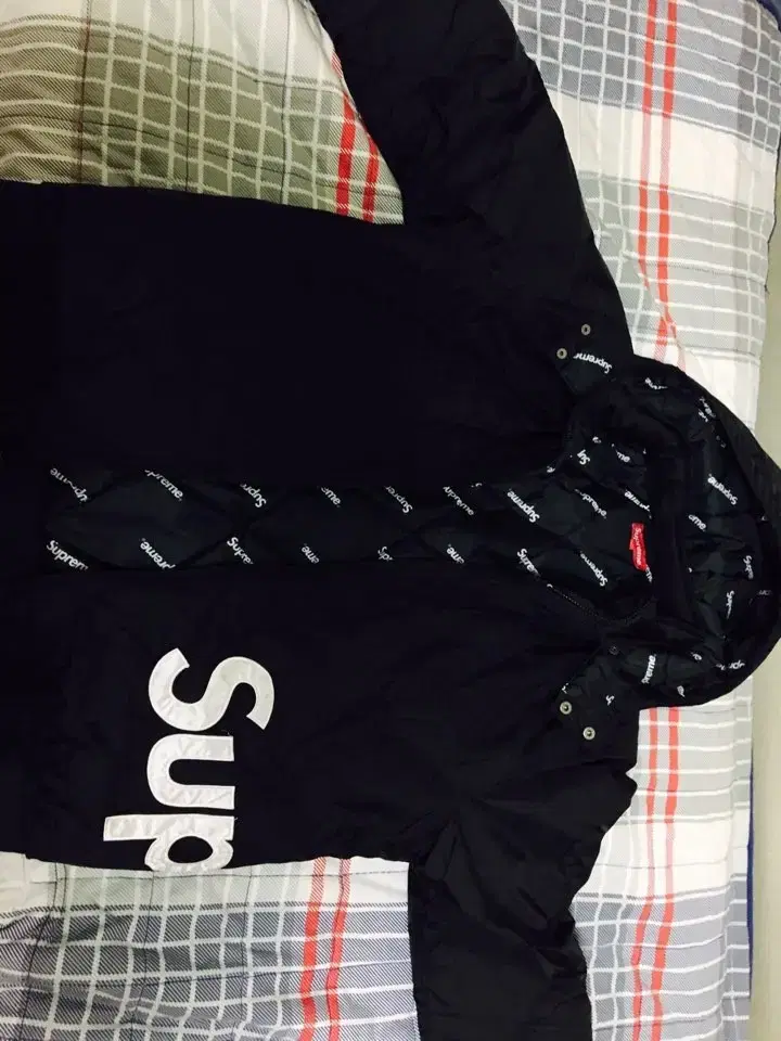 [L] Supreme sideline padding