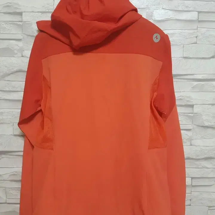 Marmot 경량 바람막이 95