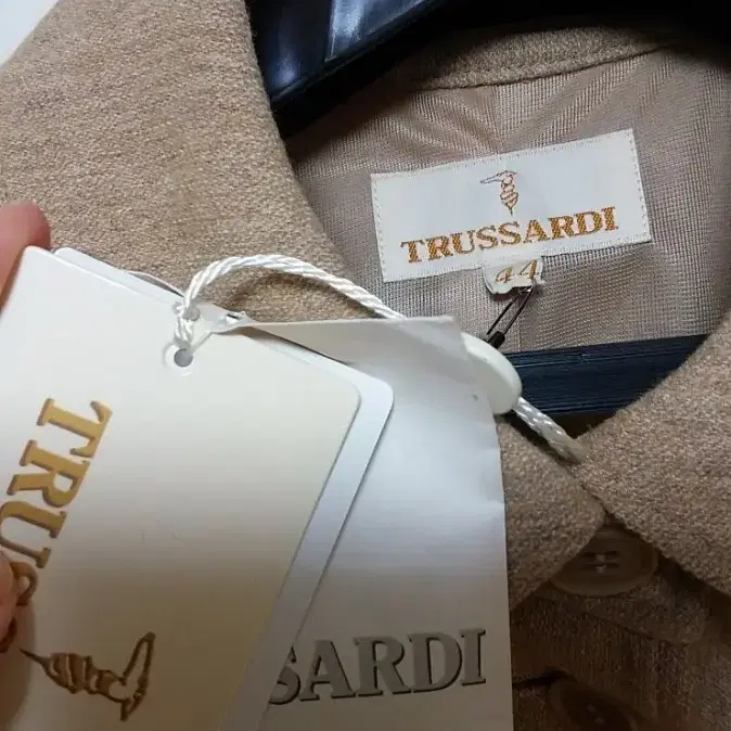 [55] 이태리 트루사르디 TRUSSARDI 카라 원피스코트