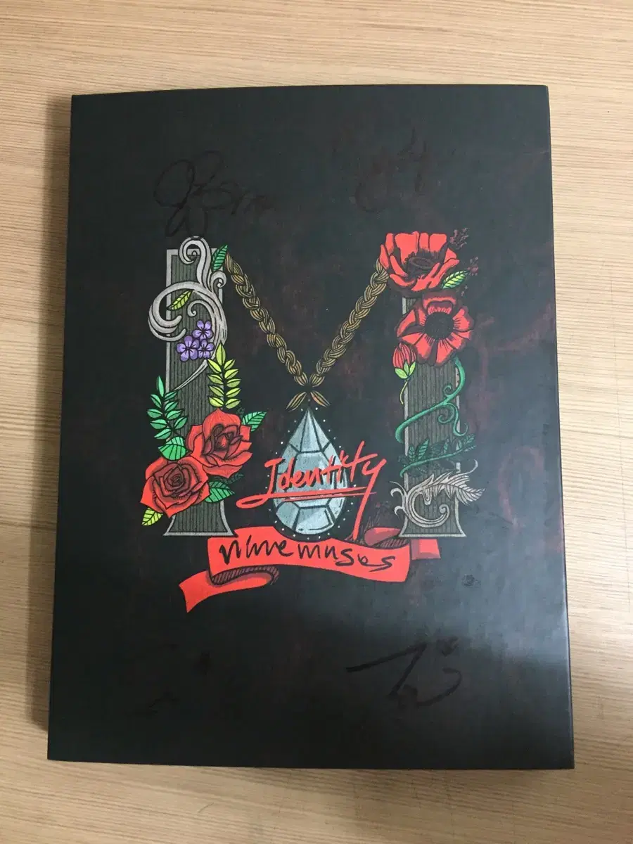 Nine Muses Mini Album (Signed Album)