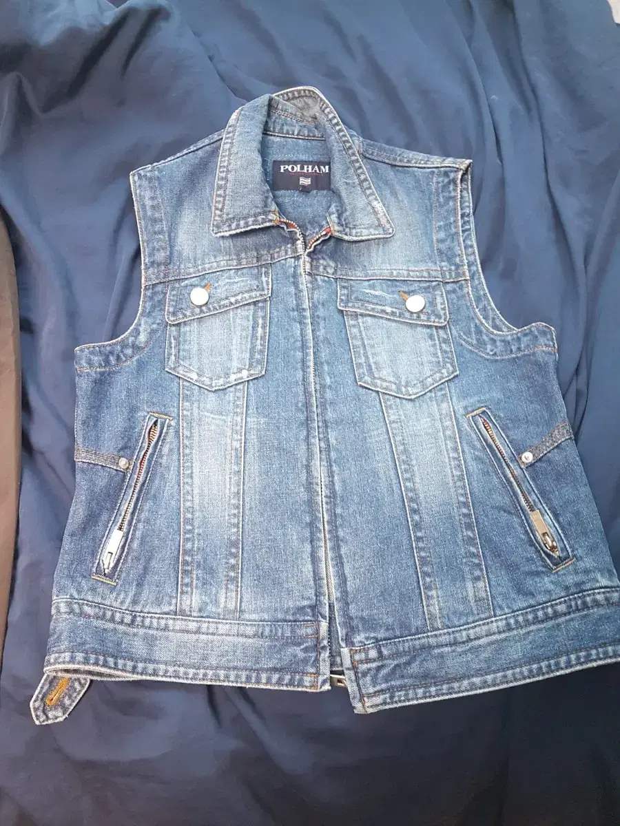 [L] Paulham's vest