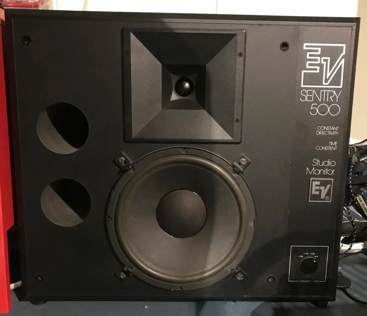 EV 스피커 Sentry 500 | 브랜드 중고거래 