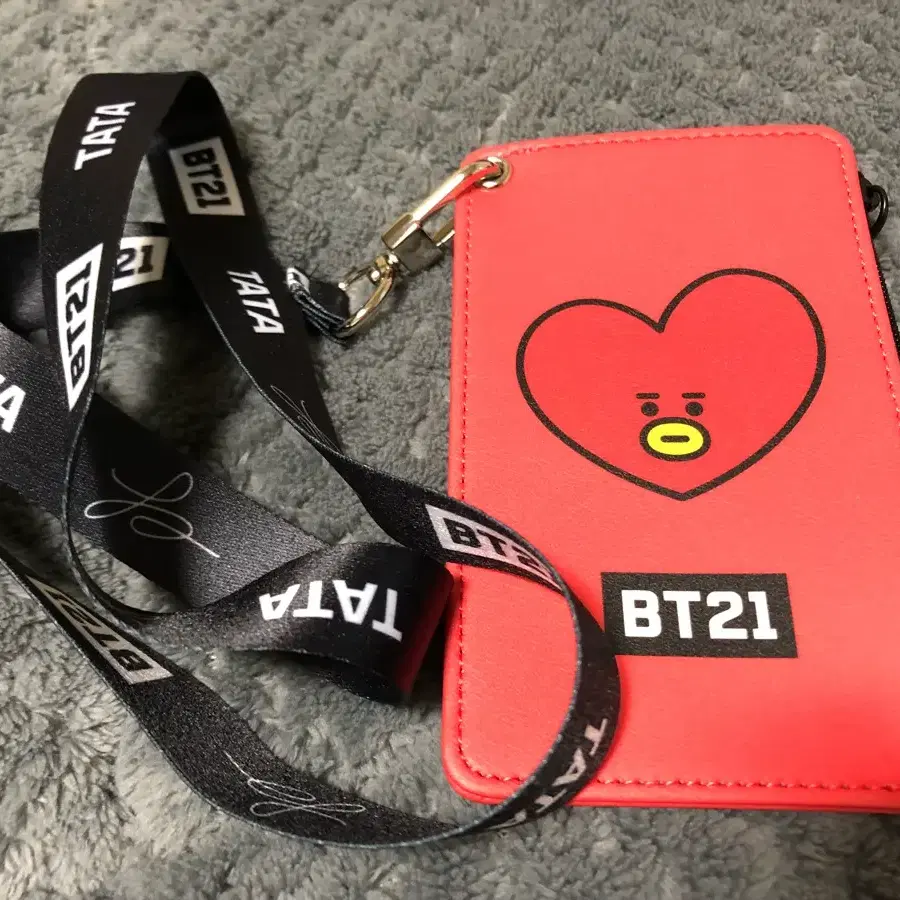 bt21 카드홀더 타타