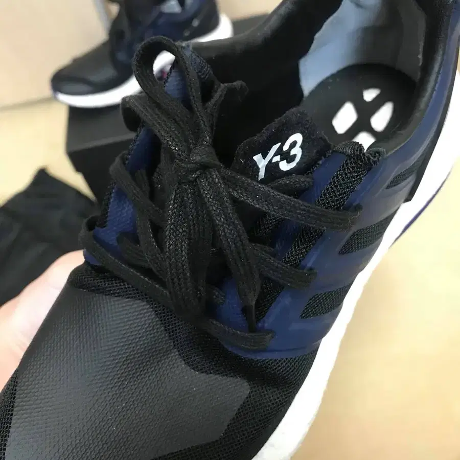 정품 y-3 퓨어부스트 검보