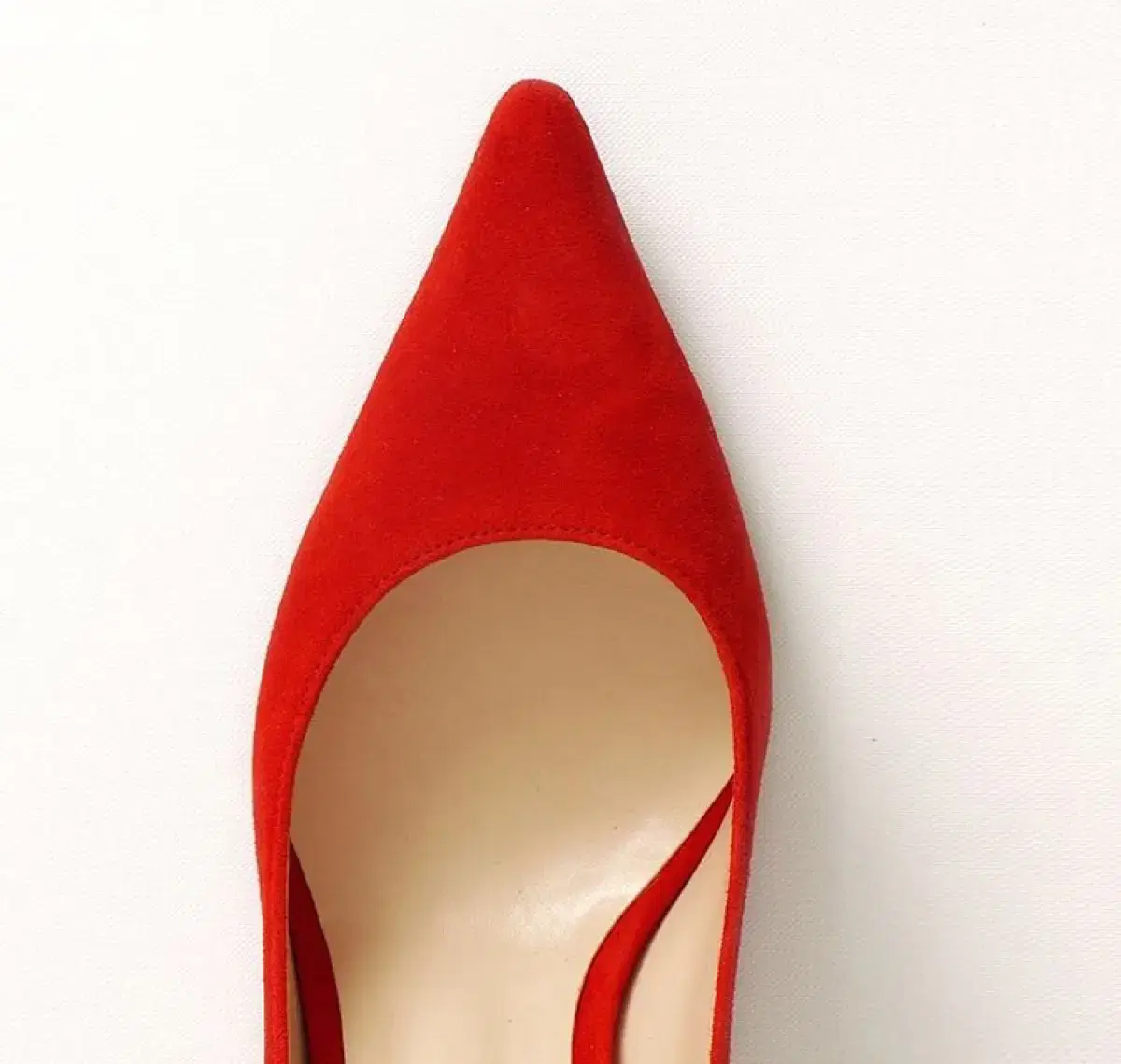 Stiletto Red Suede 240 (Six and a Half/My ICO/Callid Mer)