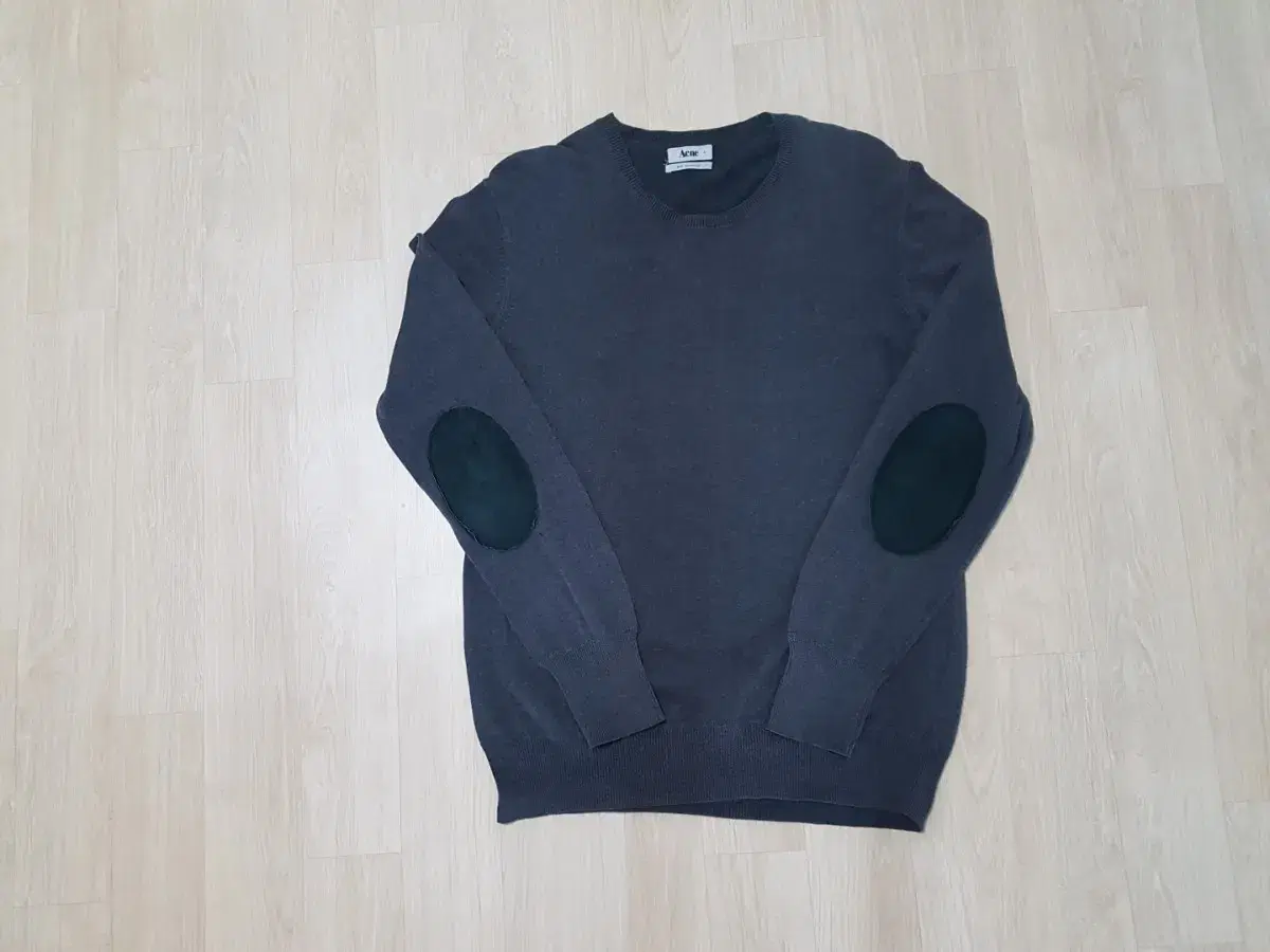 L arcane knit