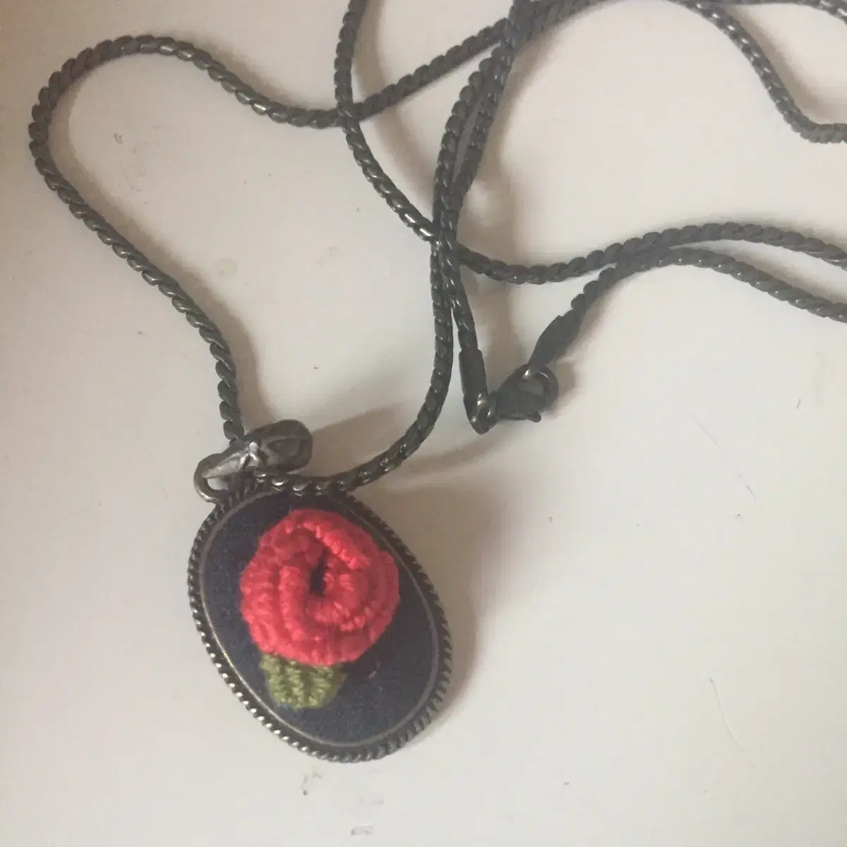 Rose necklace