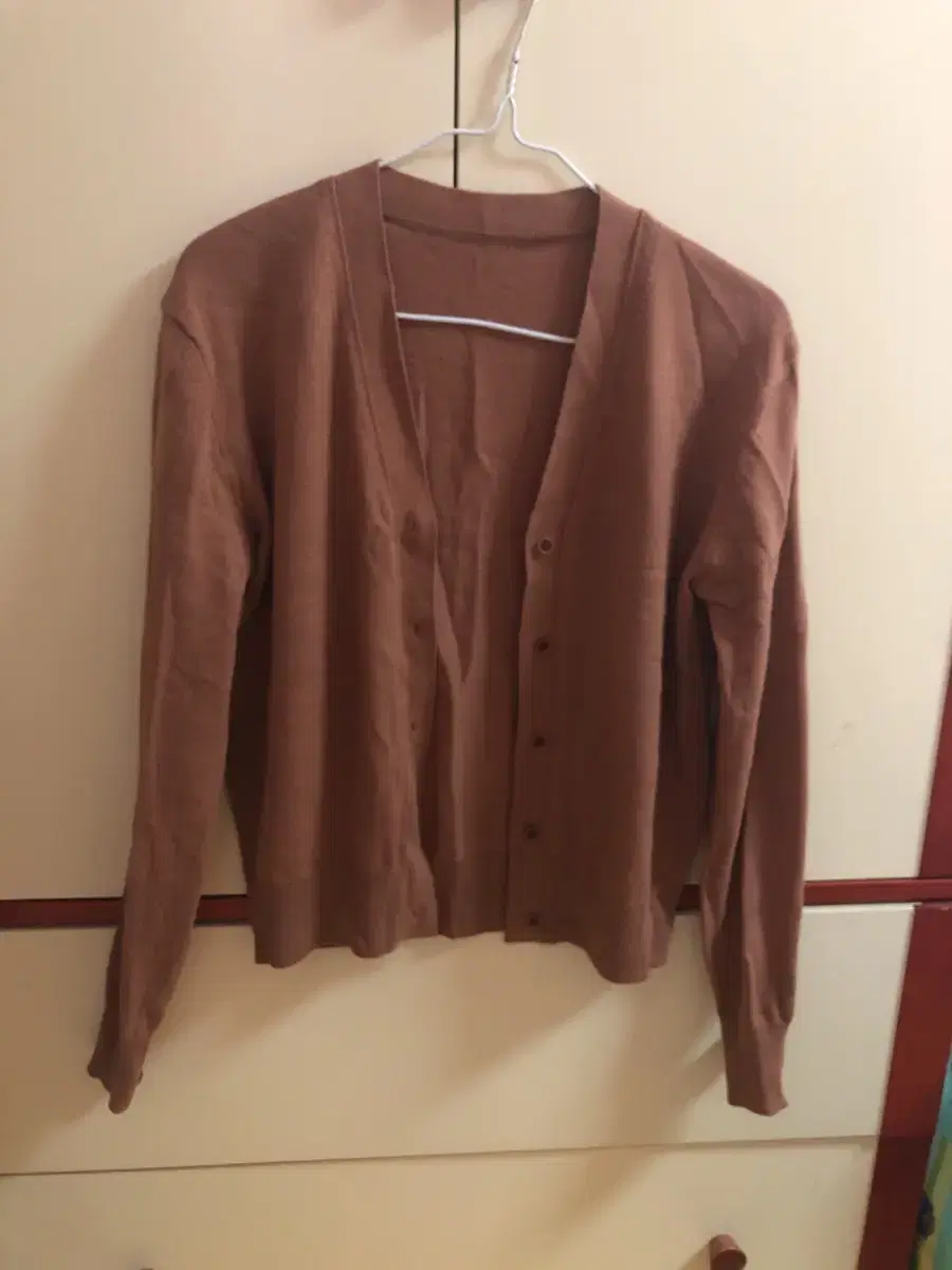 Cashmere cardigan