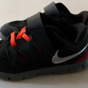 NIKE FREE 16cm. 10c