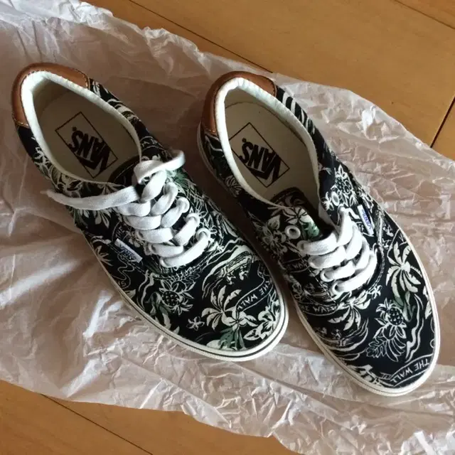 [새상품] 반스 VANS 에라 알로하 size 230