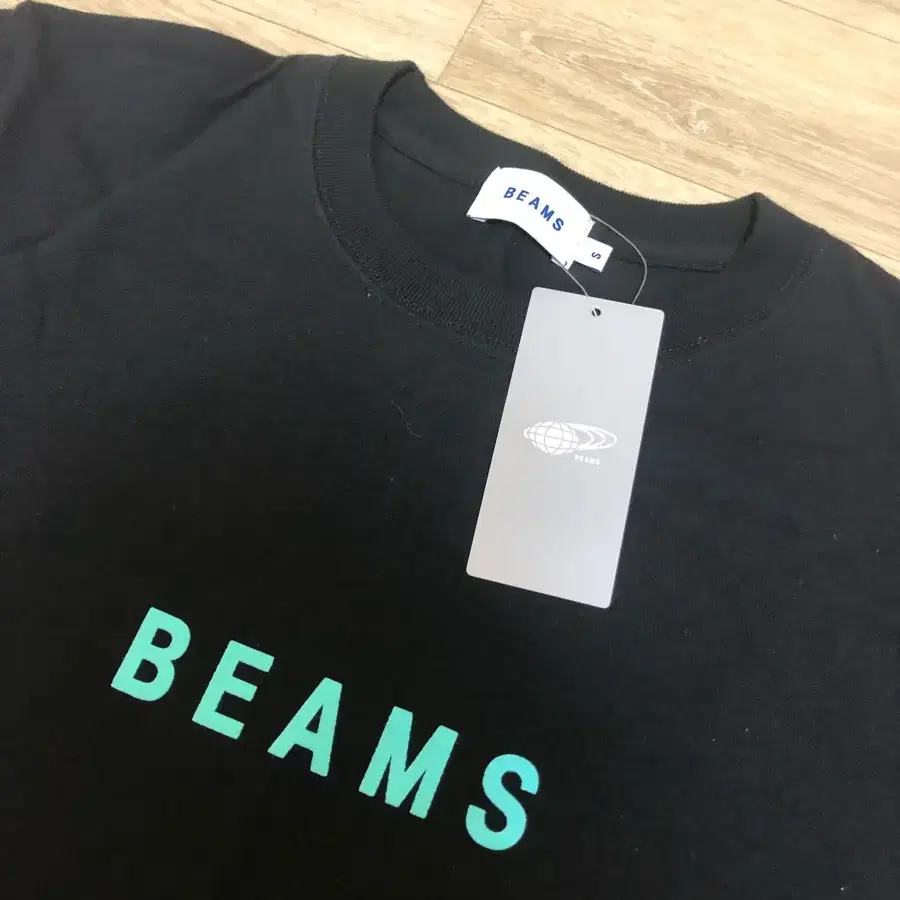 BEAMS 빔즈 반팔 새상품