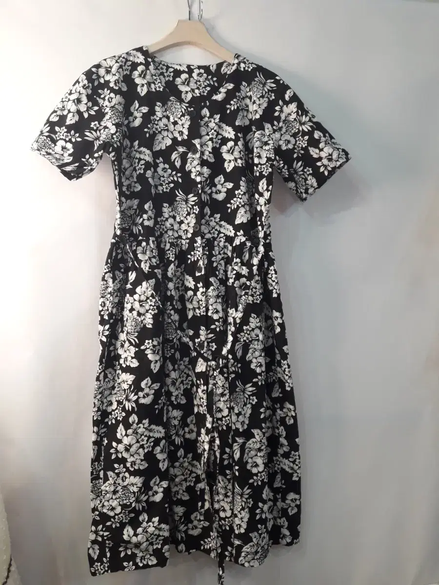 [M] Flower Shirring Long ONEPIECE, Sale