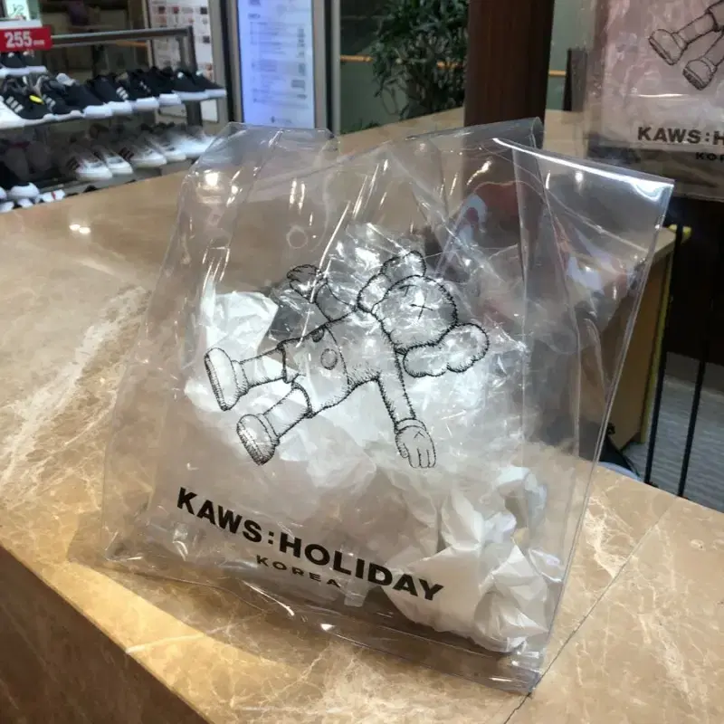 KAWS 카우스 PVC 백