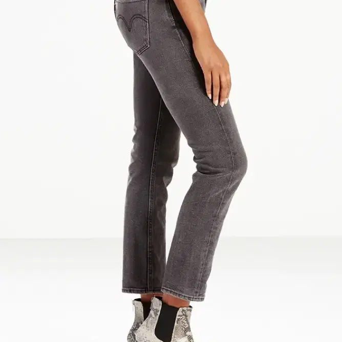 LIVI’S 505 cropped jeans