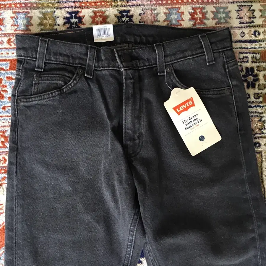 LIVI’S 505 cropped jeans