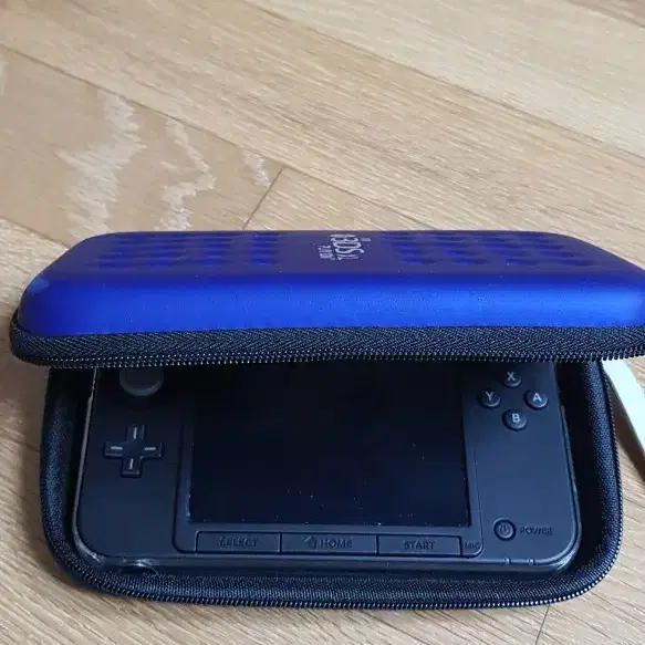 닌텐도 3ds xl  19만원에 택포드려요