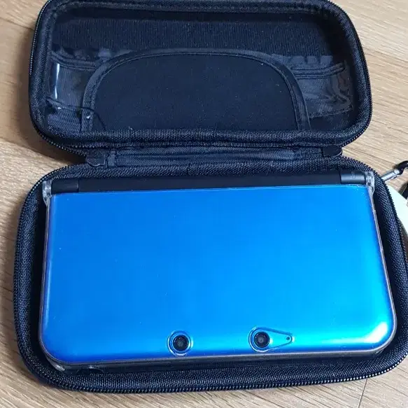 닌텐도 3ds xl  19만원에 택포드려요