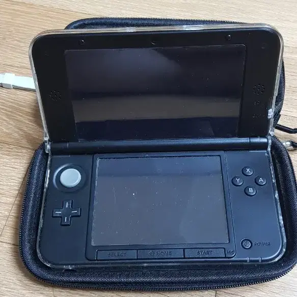 닌텐도 3ds xl  19만원에 택포드려요