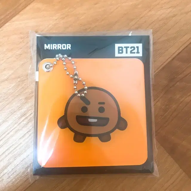 일본한정 BT21 슈키 거울