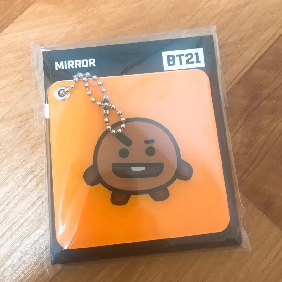 일본한정 BT21 슈키 거울