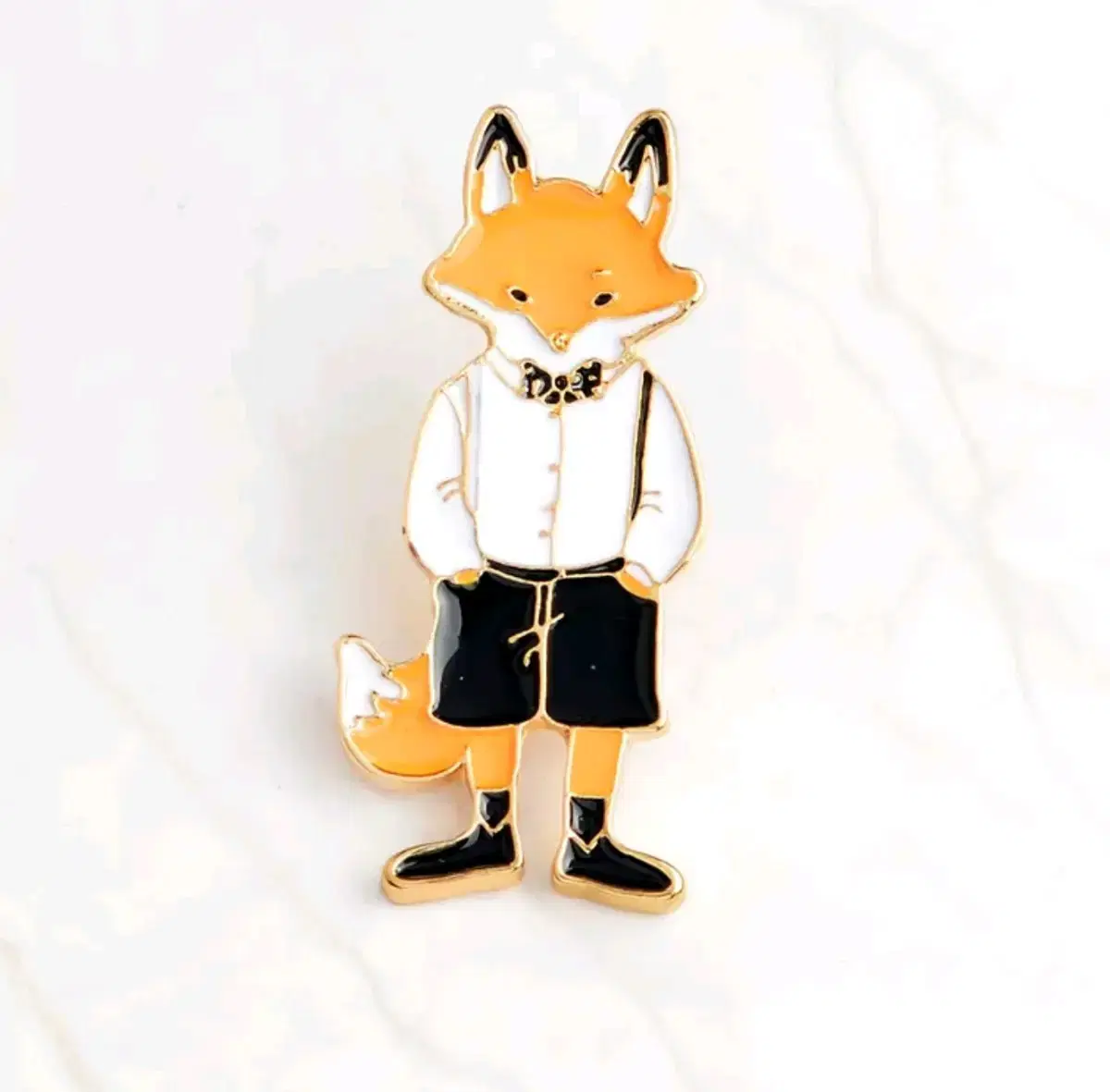 (Until March 30) Animal pin badge / Rabbit pin badge / Cat pin badge