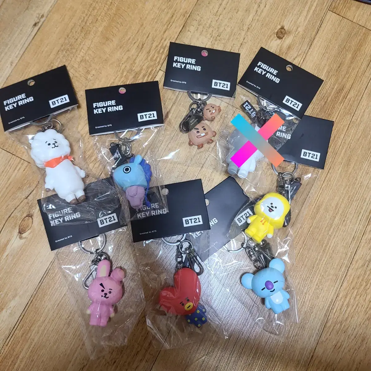 [unsealed] BT21 keyring (first edition)