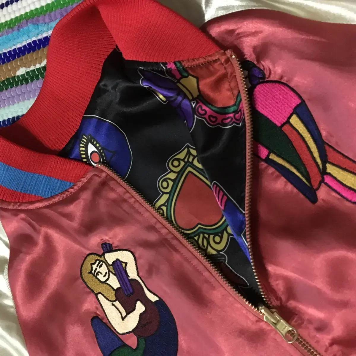 joyrich 조이리치 기자 마리아 자수 올드스쿨 스카쟌 스카잔 자켓