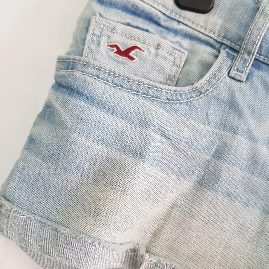 HOLLISTER 청반바지