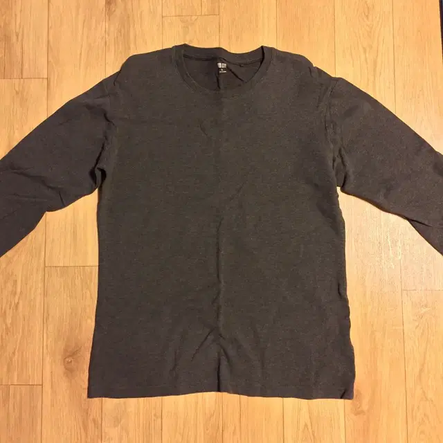 Uniqlo long sleeve 유니클로 긴팔 티셔츠 size XL