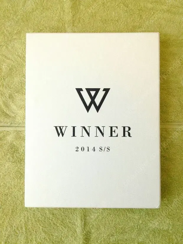 Limited edition of Winner's debut album.