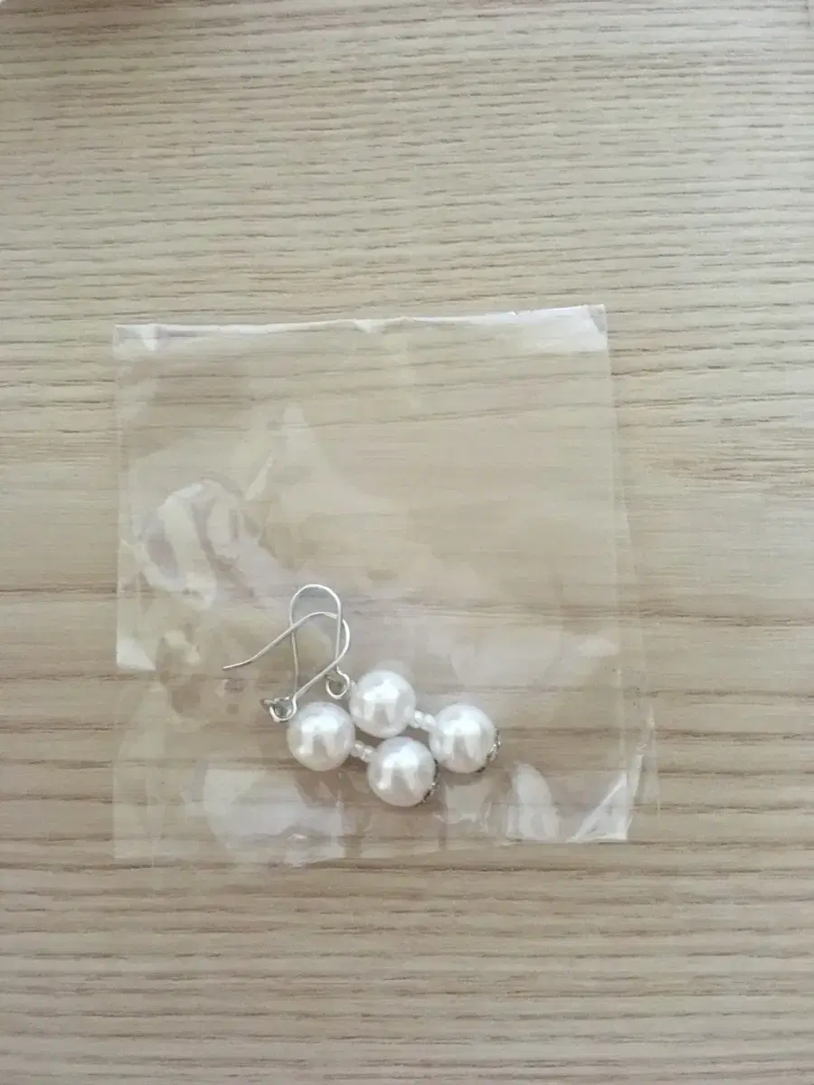 3 pairs of pearl earrings