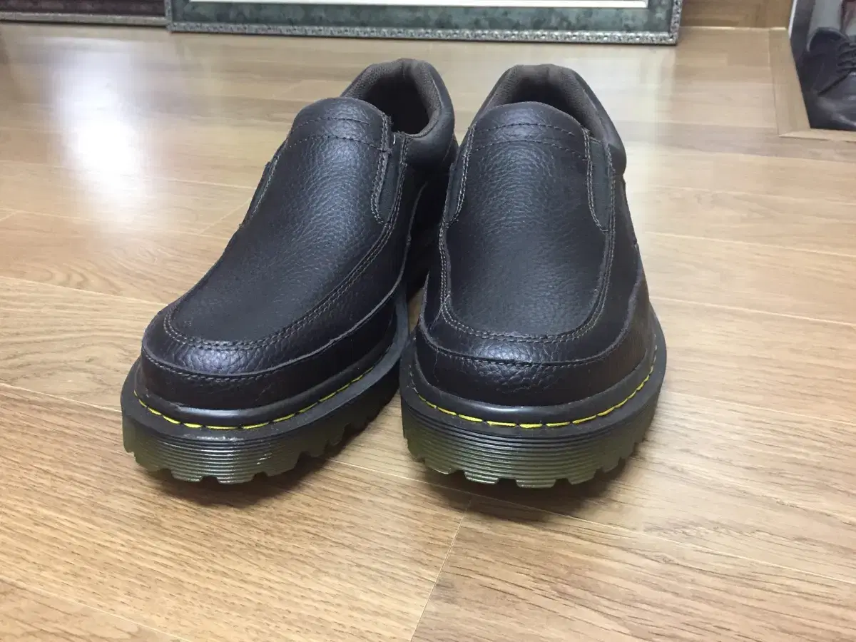 Dr. Martens New Product 270mm