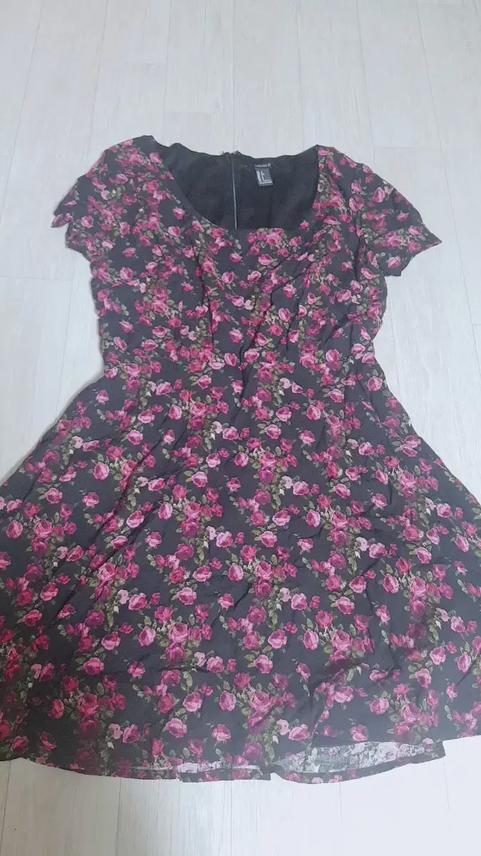 [55] forever21 rose onepiece