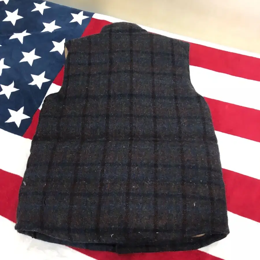 해리스트위드 오리털 패딩 조끼 L harris tweed