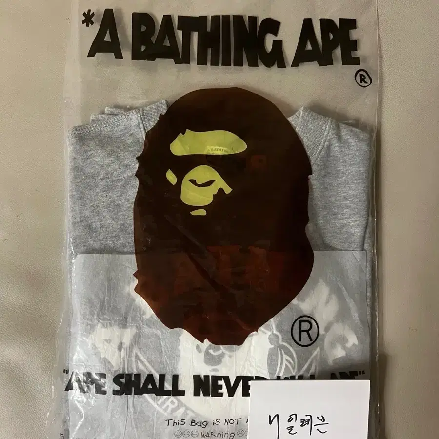 [Bape] 베이프 Pirate Store 크루넥